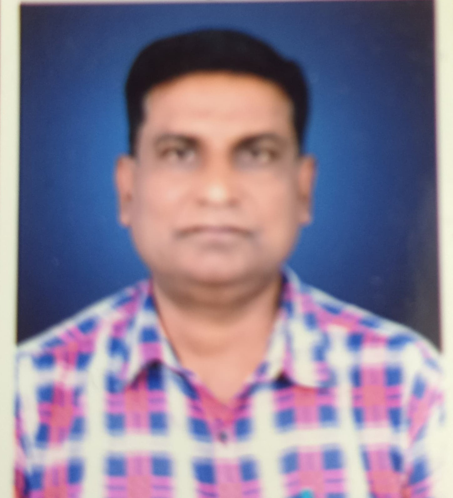 श्री. सुरेंद्र शेषरावजी निघोट